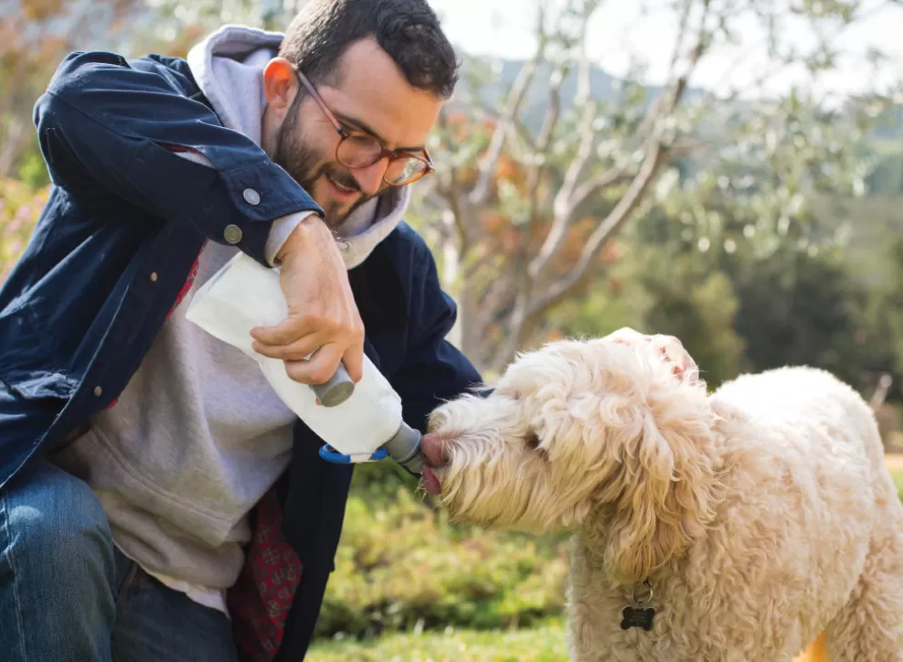 Ez Lick Portable Dog Water Bottle 700Ml - Solids - Whiteout^Vapur Cheap